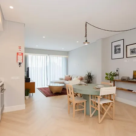 Liiiving In - Luxury Design M Apartment